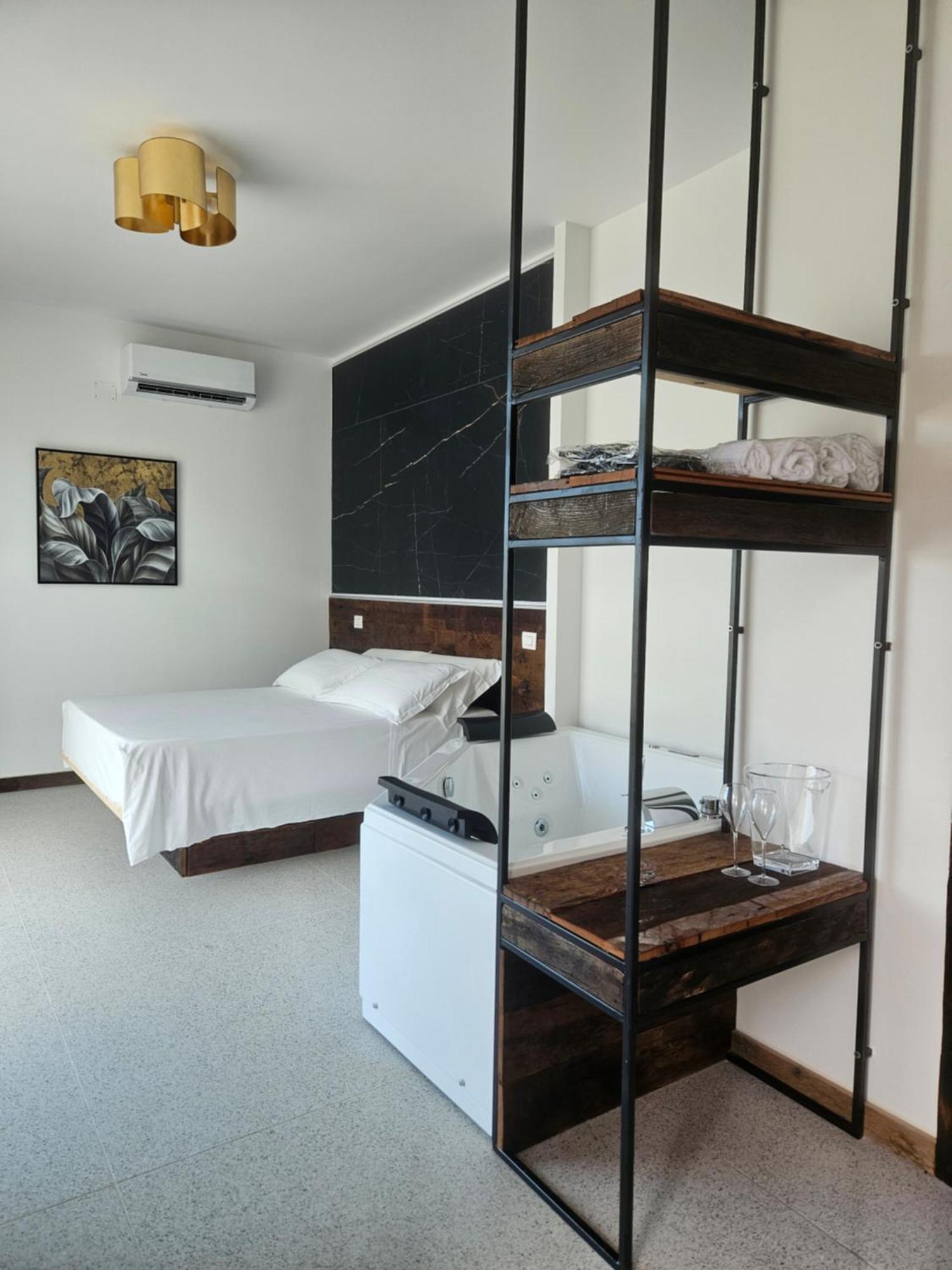 Dada Suites And Sea 新萨尔沃 外观 照片